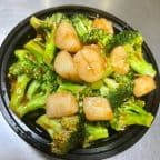 Best Scallops w. Broccoli in West Palm Beach, FL