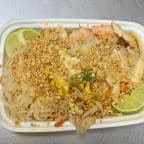 Best Shrimp and Chicken Pad Thai in West Palm Beach, FL